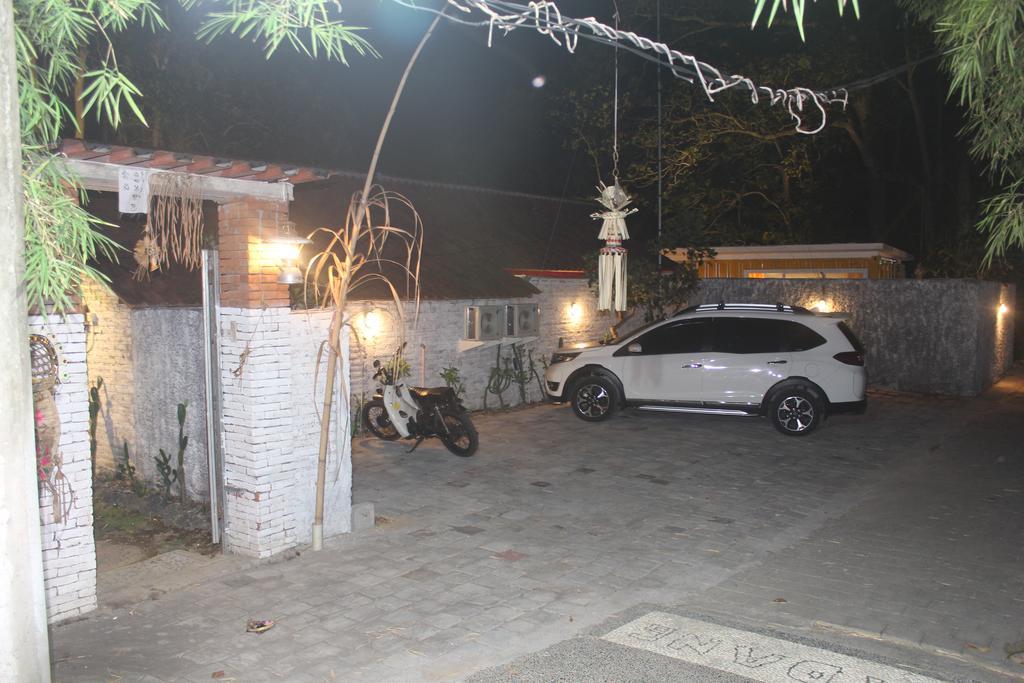 Hotel Kubu Container Uluwatu Zewnętrze zdjęcie