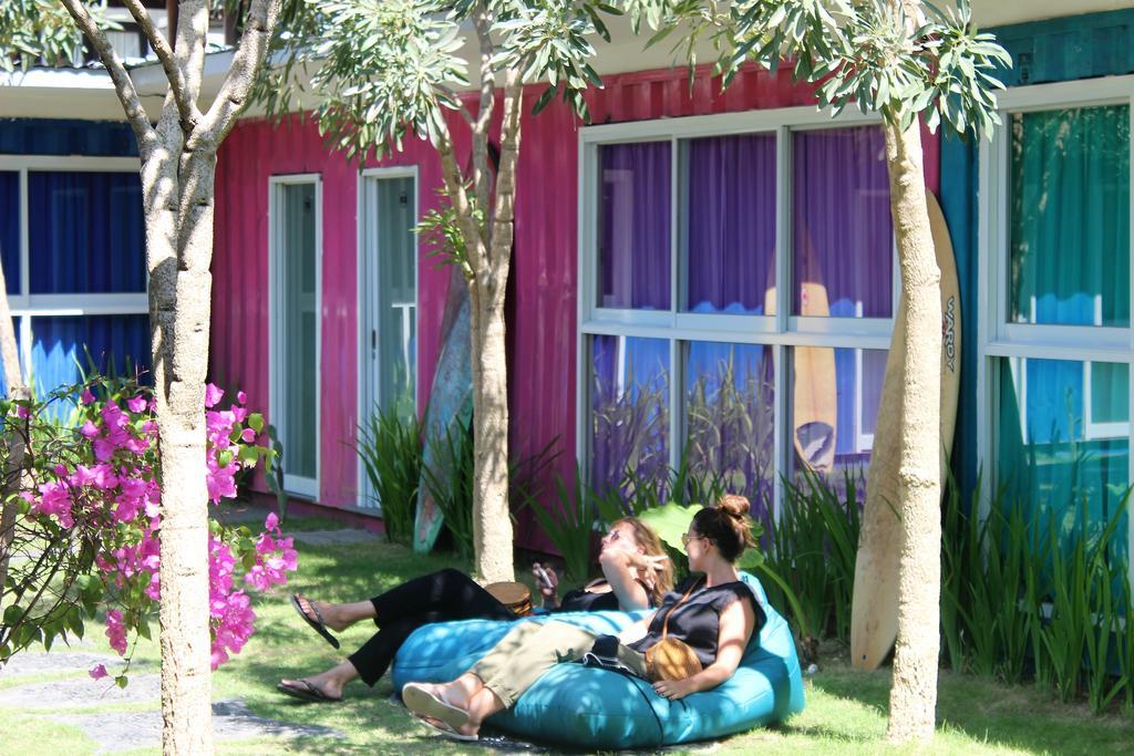 Hotel Kubu Container Uluwatu Zewnętrze zdjęcie