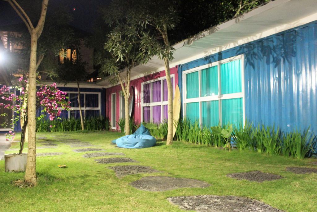 Hotel Kubu Container Uluwatu Zewnętrze zdjęcie