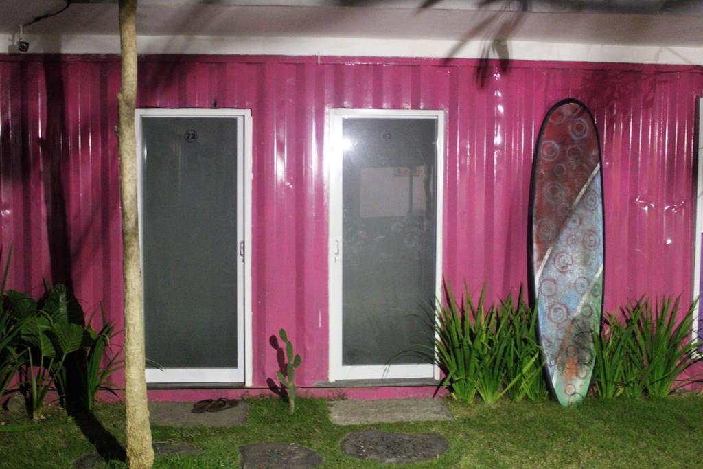 Hotel Kubu Container Uluwatu Zewnętrze zdjęcie