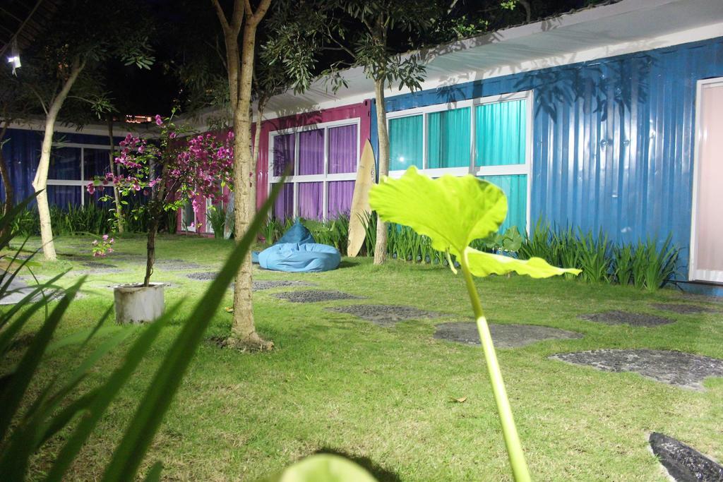 Hotel Kubu Container Uluwatu Zewnętrze zdjęcie