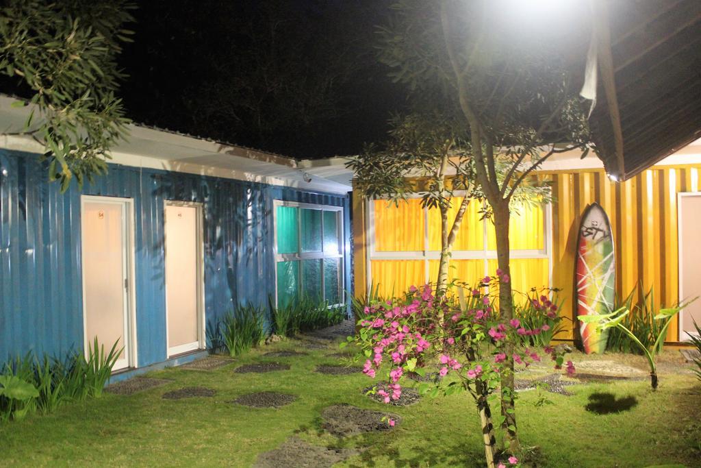 Hotel Kubu Container Uluwatu Zewnętrze zdjęcie